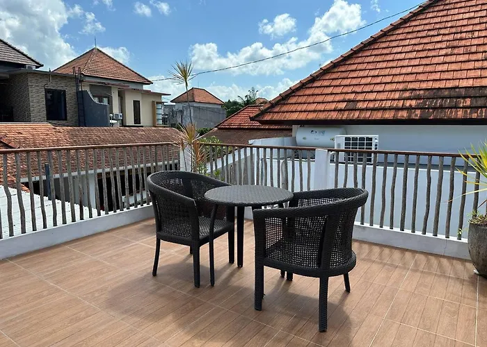 Black Pillow Guest house 3*